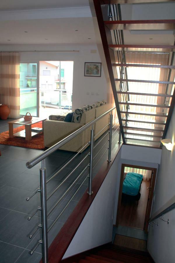 Jdlourenco House Nazare Bagian luar foto