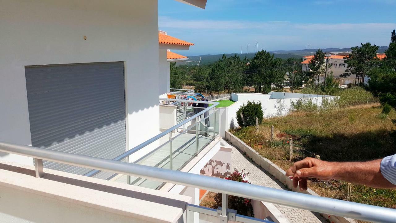 Jdlourenco House Nazare Bagian luar foto